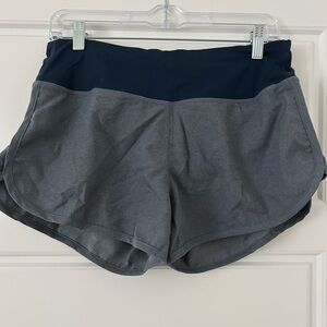Women's run rabbit 2.5” inseam Shorts